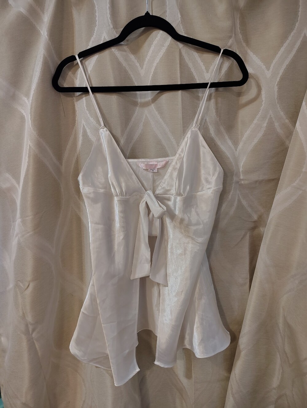 Victoria's Secret Y2K Tie Front Top